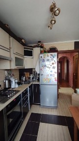 Продам трикімнатну квартиру