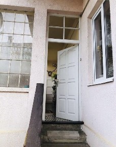 Продається будинок центр міста