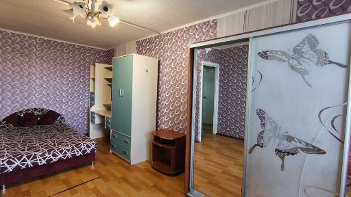 СДАМ 1 комнатную квартиру низ Рабочей