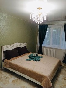 Продам квартиру в центрі на 1 поверсі Профсоюзів з новим ремонтом.