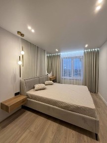 Продається 2 кімнатна квартира по вул Степана Будного