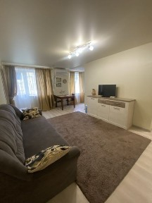 3 х кімнатна Квартира. Центр-Бульвар Украінського Відродження