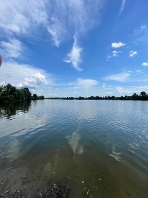 Продаж будинку біля метро Осокорки з виходом на воду