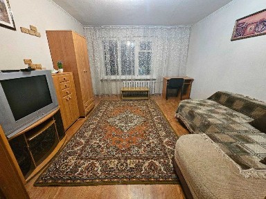 Продам 2 кімнатну квартиру на Лівому березі район Березинка Карован