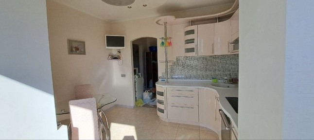 Оренда двокімнатної квартири. Пр. Леся Курбаса.