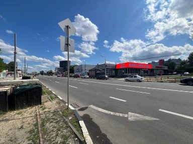 Оренда фасадного приміщення