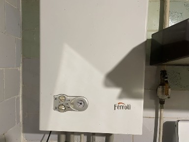 Великий будинок з газом і зручностями