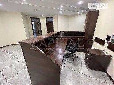 Оренда офісного приміщення на вул. Ірининська 5/24, приміщень - 8, поверх - 2 • ID 32162848