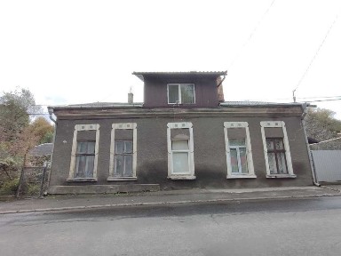 Продається частина будинку із землею 3,5 сотки, вул Нахімова, Чернівці