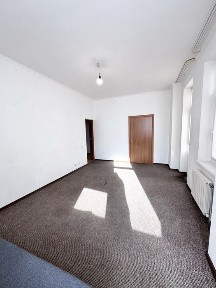 Без%. Офіс 95 кв. м., вул. Панаса Мирного 17. Печерськ