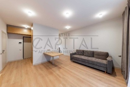 Продаж Квартири Жуляни, мікрорайон із приватною територією