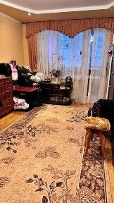 Продам 2-к квартиру по вул. Павла Тичини