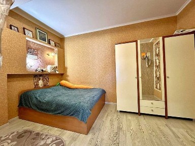 Спиридоновская: красивая квартира с котлом и личным убежищем в центре!