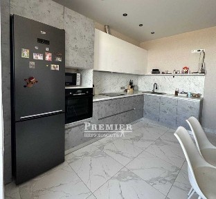 1-кімнатна квартира 42 кв м в новому ЖК біля моря.