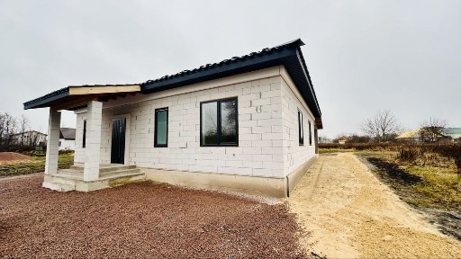 Продаж будинку на Корольова