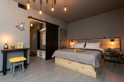 2 кімн, Квартира подобово/посуточно Київ. Зодчих 56. Святошинський.