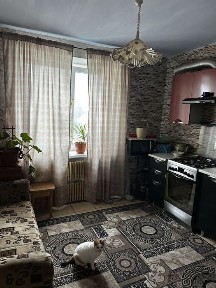 Продам 1 кв м-н жовтневий