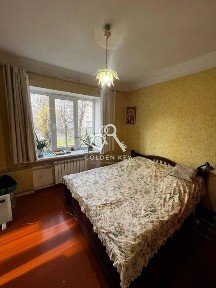 Продаж 3-кімнтаної квартири (Сталінка) Універмаг