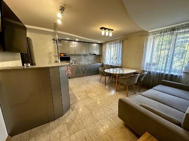 Продаж 3к квартири, евроремонт, Тополь-1