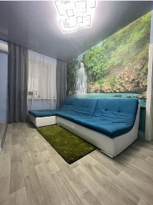 Продам свою 2-х комнатную в центре