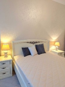 Ваш безпечний дім на Печерську: генератор, охорона, паркінг!