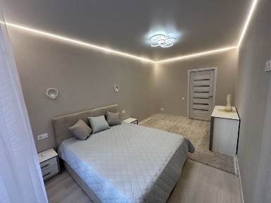 Київ, Дніпровський, Каховська 62а