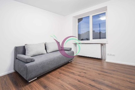 2-к. квартира 71.2 кв. м з дизайнерським ремонтом за вул. Тарнавського