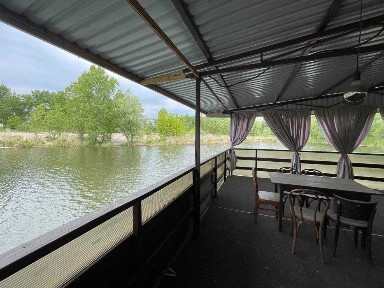 Аренда кафе на воде. <a href='/newbuilding/8840/view/zk-desnanskii'>Деснянский</a> район, Троещина.