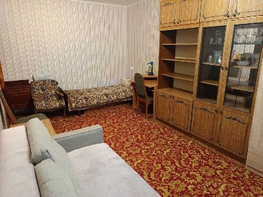 Однокомнатная кв. Холодная Гора (сторона Роста)