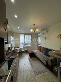 Продаж 1к квартири Петрицького 21а