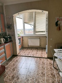 Продаж квартири з автономним опаленням на Піщаному масиві