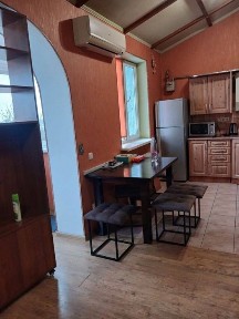 Здається 3 квмнатна квартира.