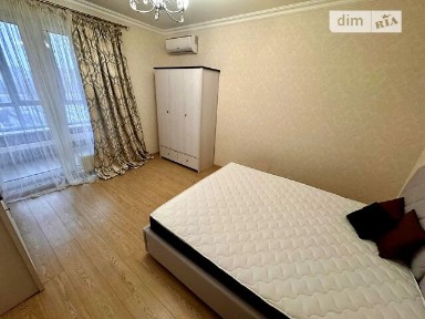 Практична вулиця, мікрорайон Жуляни, район Солом'янський, Київ, вул. Практична 1 • ID 33747374