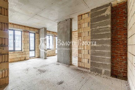 Киев, Болсуновская ул., 8