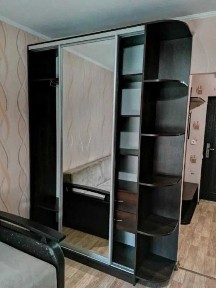 продам 1 к гостинку біля метро