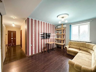 Продам 2 к. кв, м. Захисників України, вул. Малинівська, 19