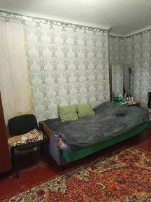 Продам 1к. кв. метро Защитников Украины 3 мин