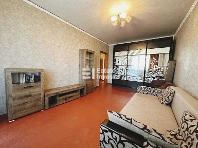 Продам 3 кімн. квартиру по вул. Клочківська, 199Б.