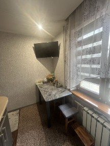 Продаж 2 кімнатноі квартири з окремими кімнатами вул. Історична