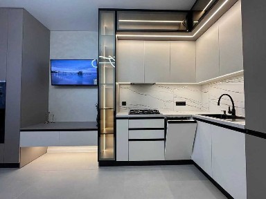 Велика однокімнатна біля парку Шевченка