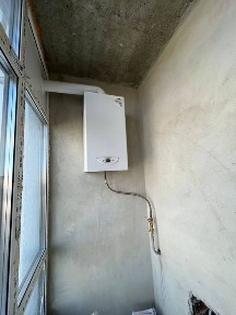 Продається 2к квартира на в. Макогона!