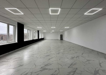 Здається в довгострокову оренду комерційне приміщення