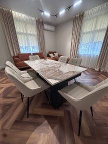 Здається 2-ох кімнатна квартира м. Ужгород вул. Ракоці Центр