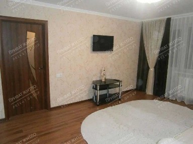 Однокімнатна квартира в спальному районі міста!