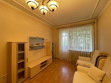 Киев, Арсенальный пер., 5