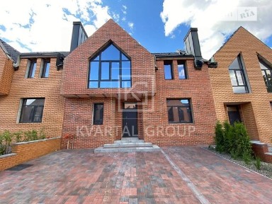 Продаж 2 поверхового таунхауса з ділянкою на 2.2 сотки, 125 кв. м, 4 кімнати, на вул. Лісова 1 • ID 33433929