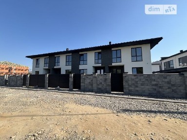 Продаж 2 поверхового таунхауса з ділянкою на 4 сотки, 145 кв. м, 4 кімнати, на вул. Левка Лук'яненка • ID 33418754