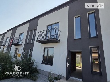 Продаж 2 поверхового таунхауса з ділянкою на 1.5 сотки, 105 кв. м, 4 кімнати, на вул. Калинова • ID 33400213