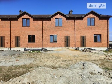 Продаж 2 поверхового таунхауса з ділянкою на 2.1 сотки, 89 кв. м, 3 кімнати, на вул. Княгині Ольги 47 • ID 32981329