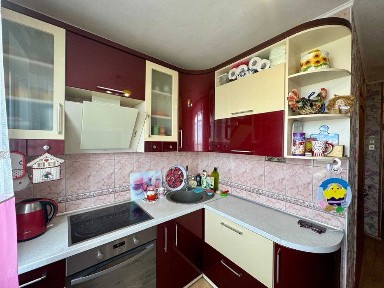 Продам недорого отличную 3х ком. квартиру в шикарном районе, Алексеевка